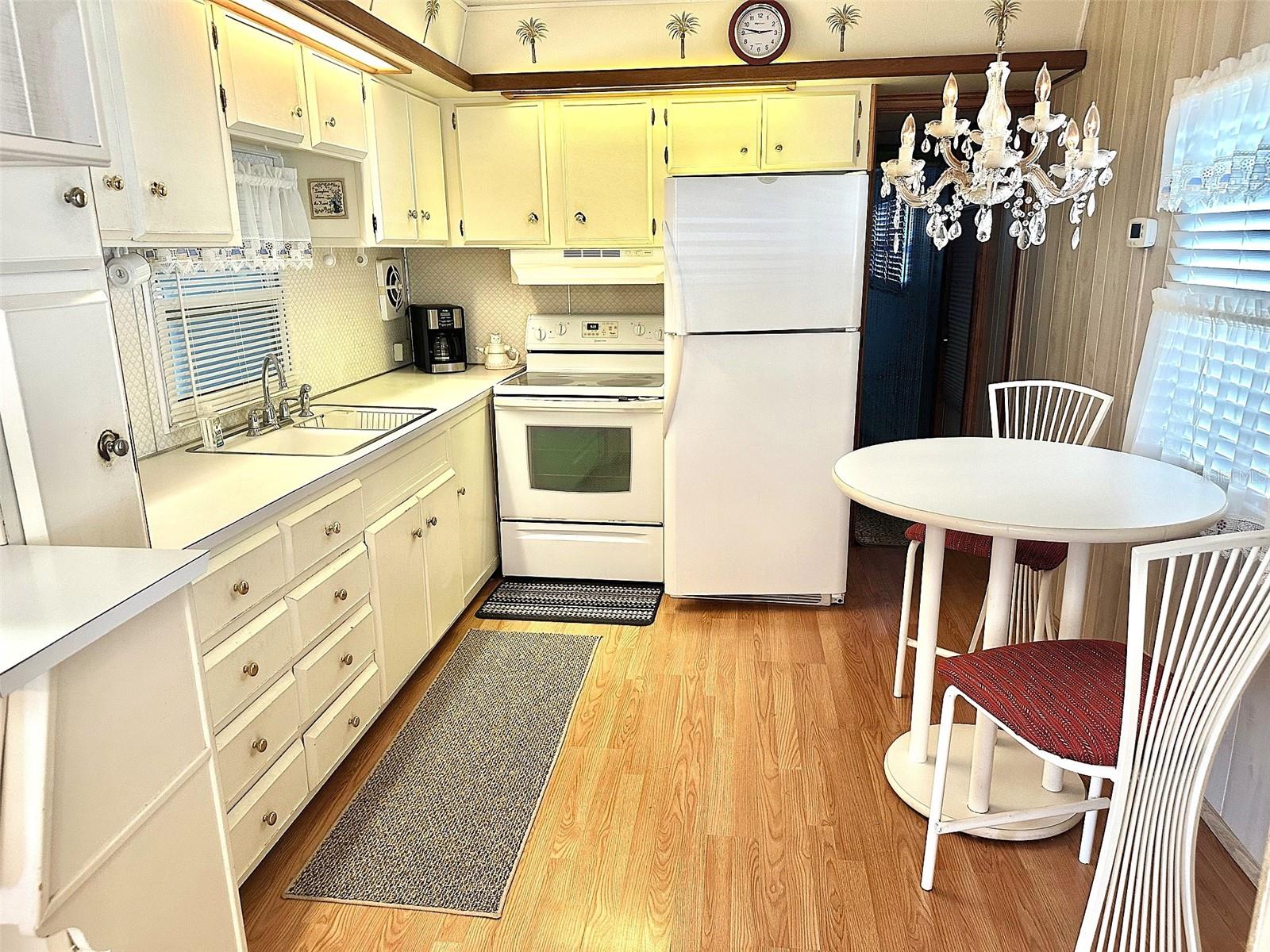 Image 3 of 16 For 8300 Seminole Boulevard 241