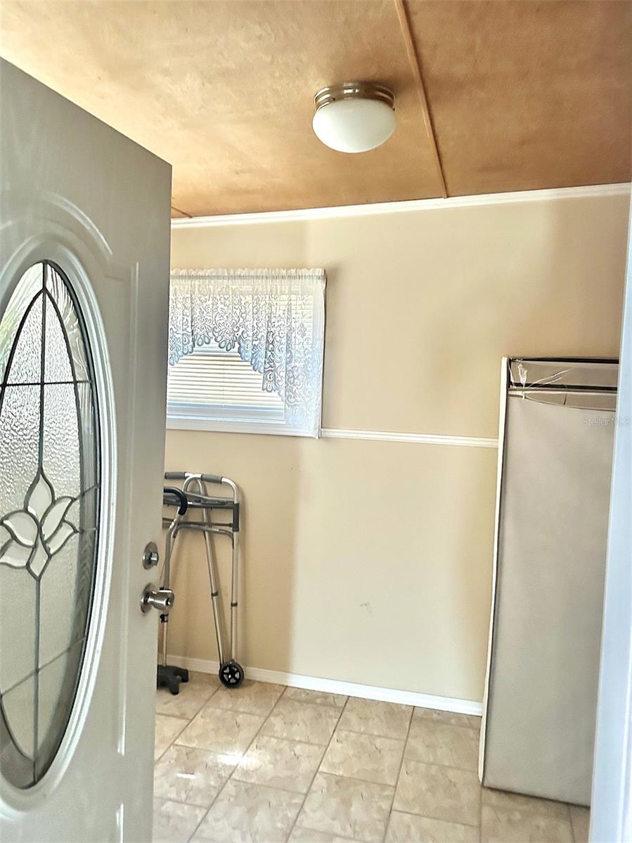 Image 8 of 16 For 8300 Seminole Boulevard 241