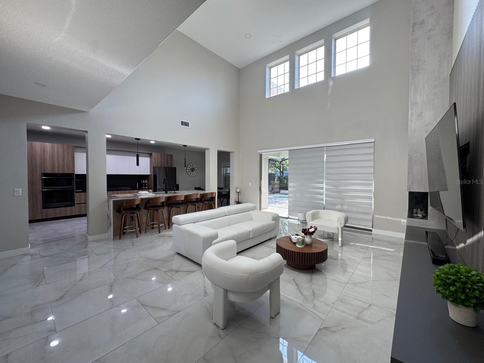 Image 30 of 54 For 14254 Sunridge Boulevard