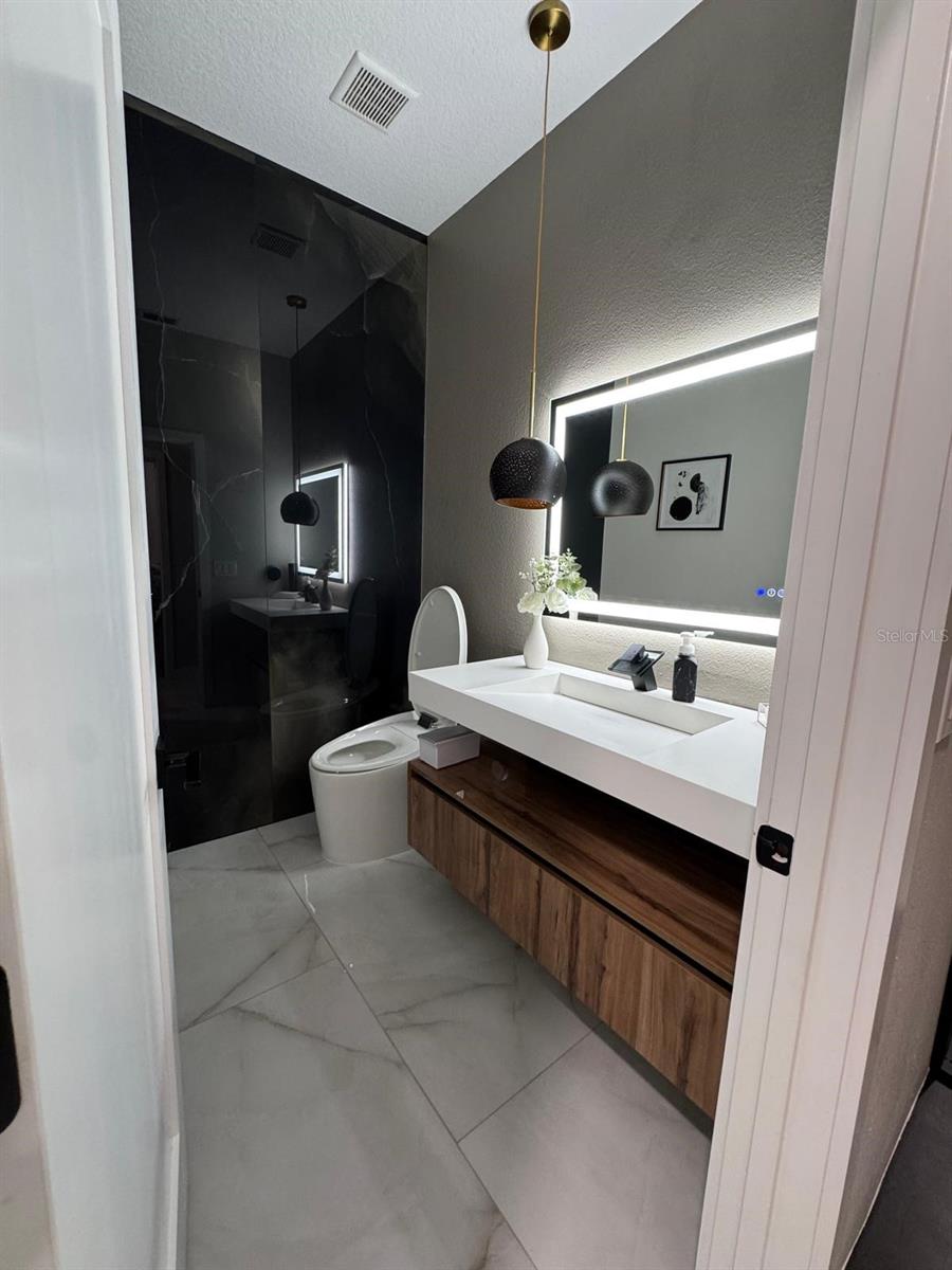 Image 31 of 54 For 14254 Sunridge Boulevard