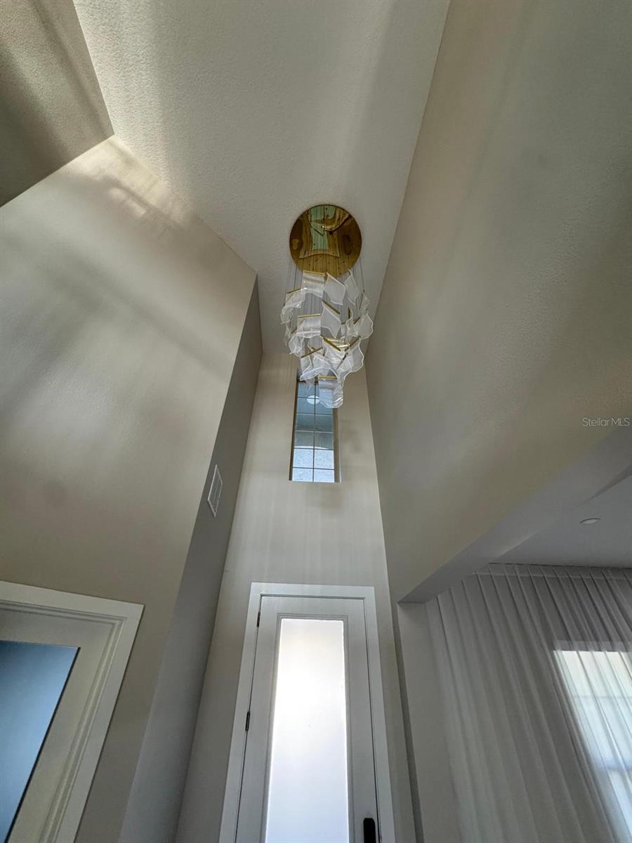 Image 35 of 54 For 14254 Sunridge Boulevard