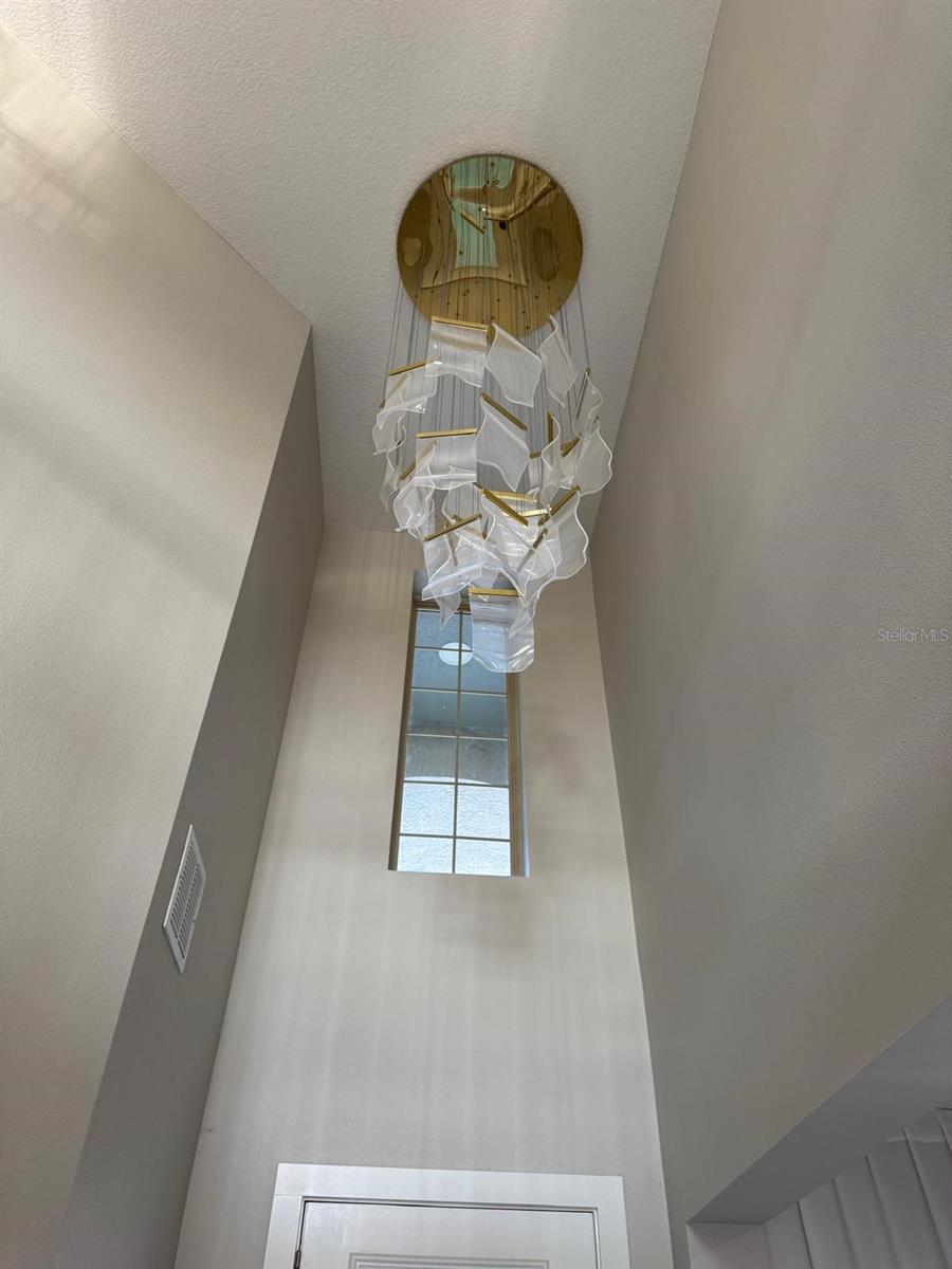 Image 36 of 54 For 14254 Sunridge Boulevard