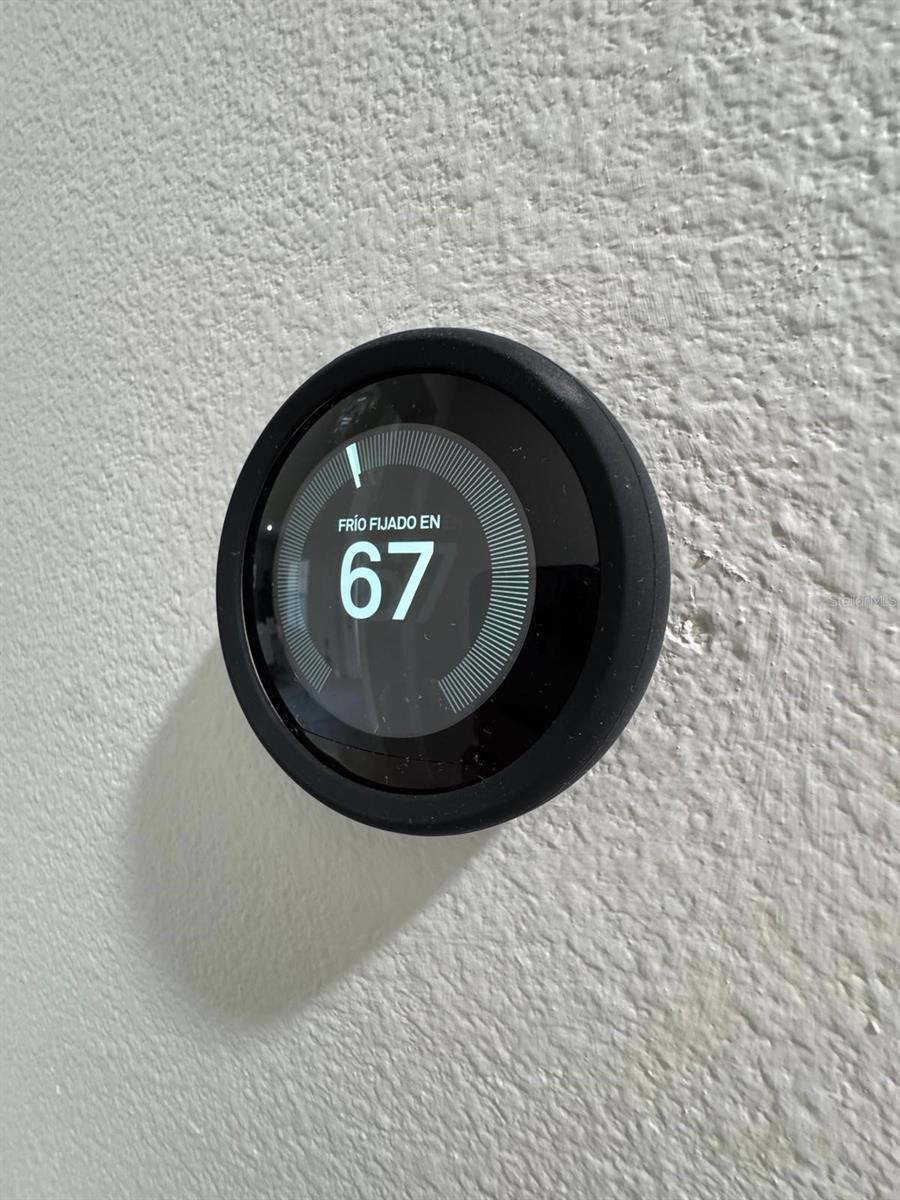 Image 41 of 54 For 14254 Sunridge Boulevard