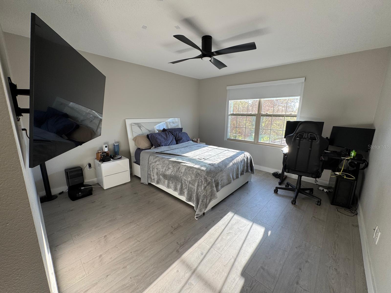 Image 43 of 54 For 14254 Sunridge Boulevard