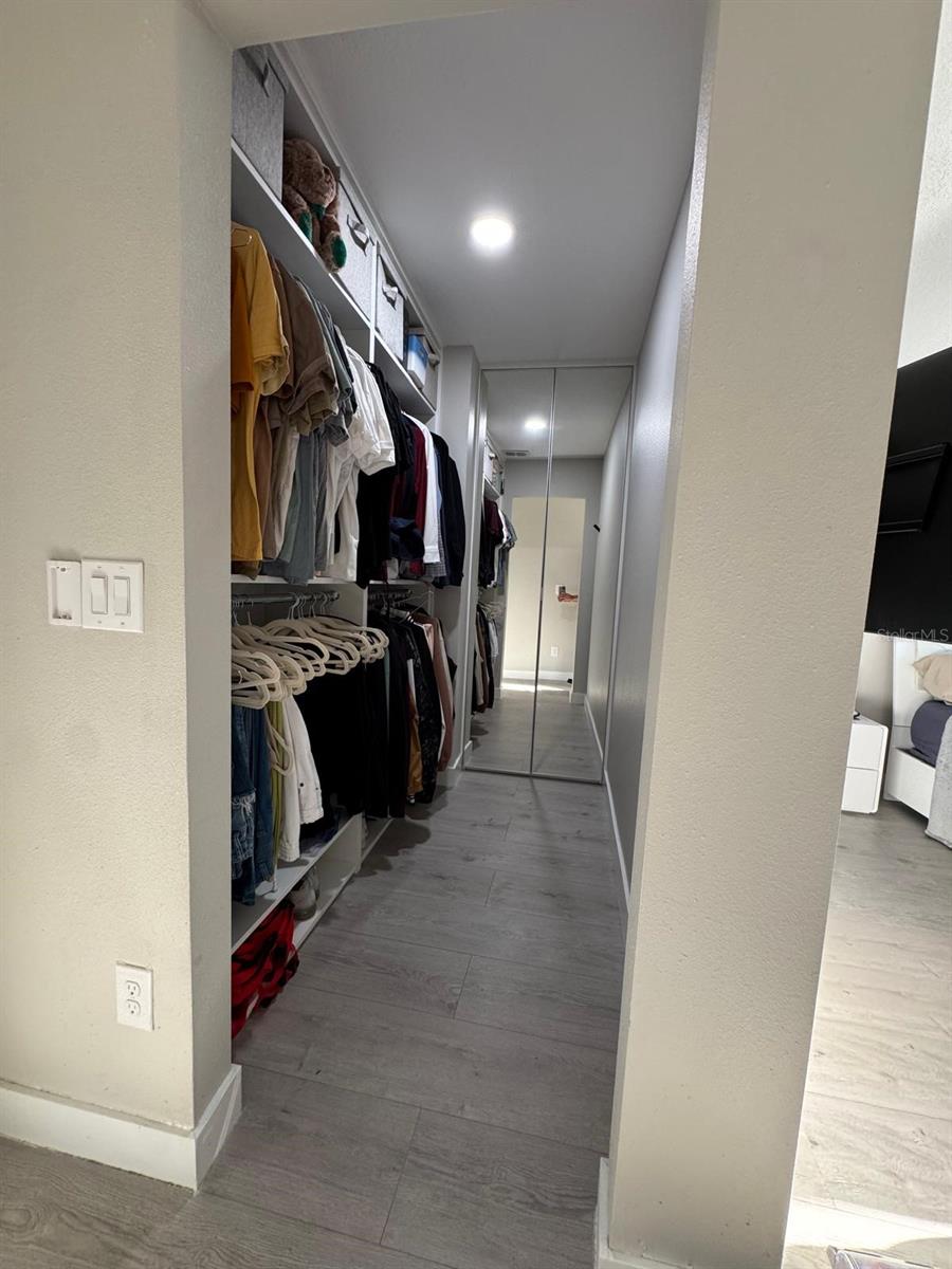 Image 44 of 54 For 14254 Sunridge Boulevard