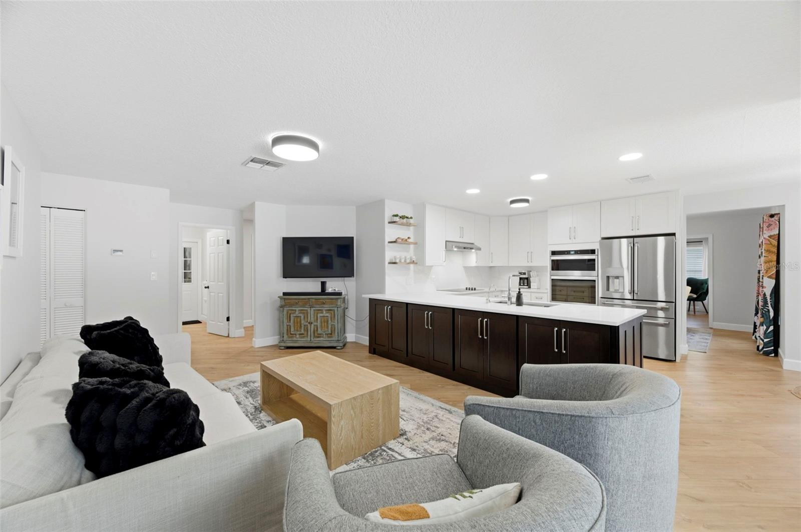 Image 17 of 67 For 9667 123rd Way