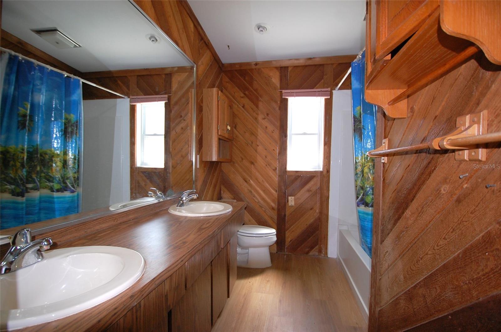 Image 7 of 16 For 1201 Betty Lane