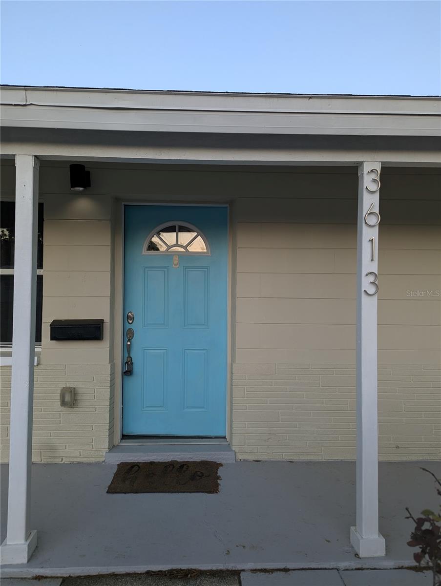 Image 2 of 19 For 3613 Kingston Street N