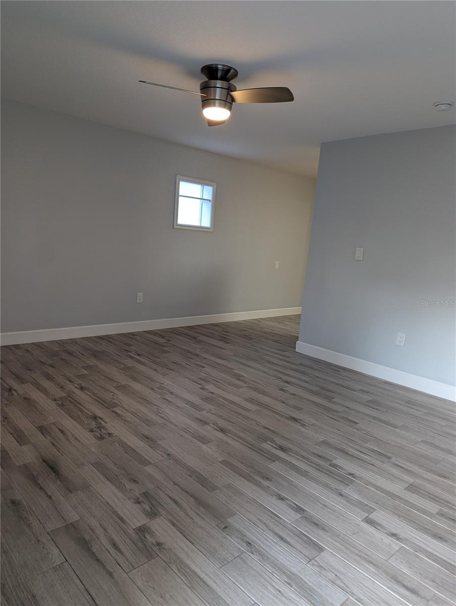 Image 4 of 19 For 3613 Kingston Street N