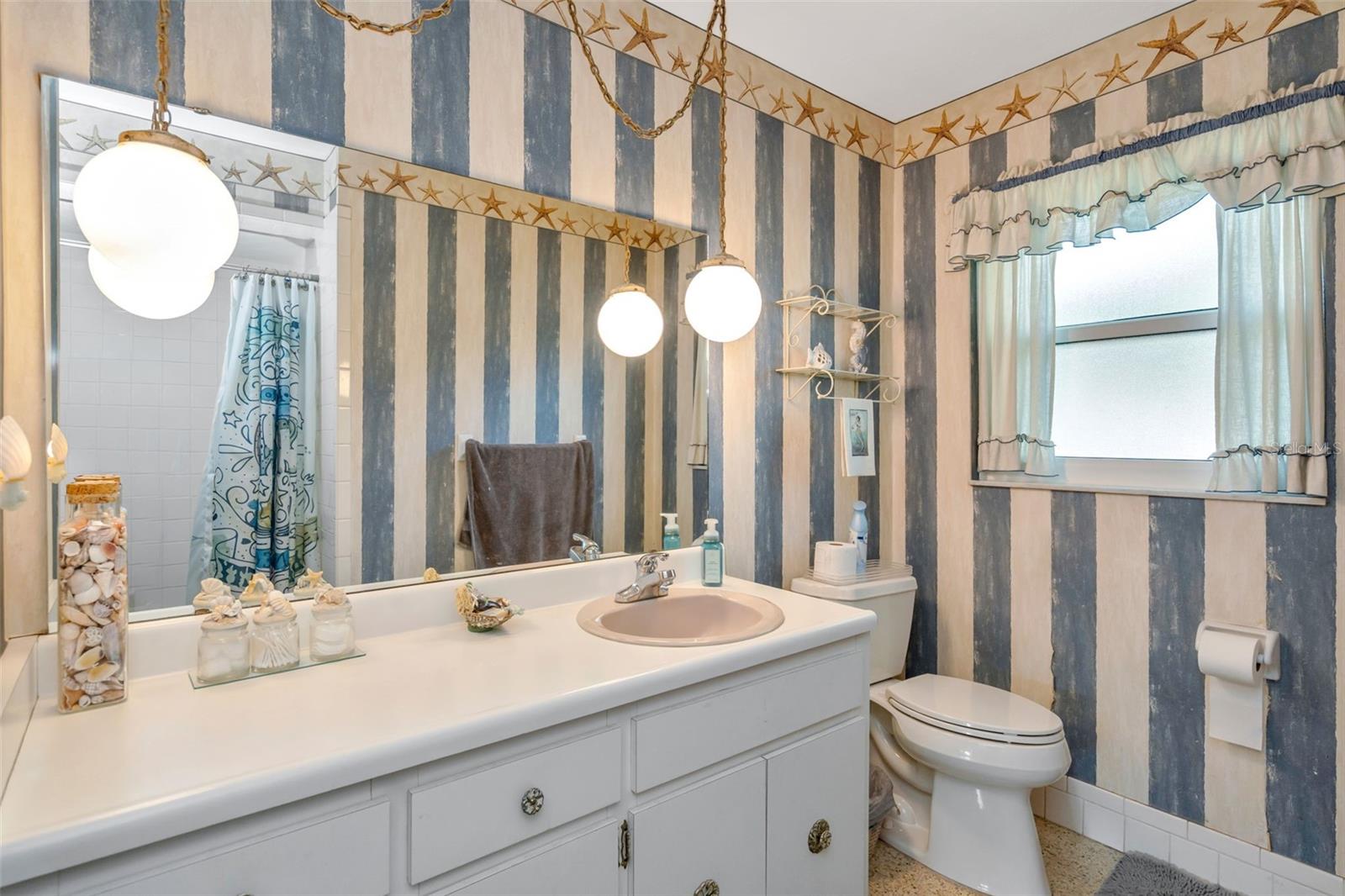 Image 31 of 41 For 808 Coulter Pl