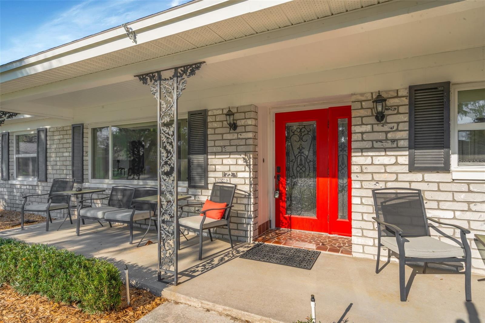 Image 4 of 41 For 808 Coulter Pl