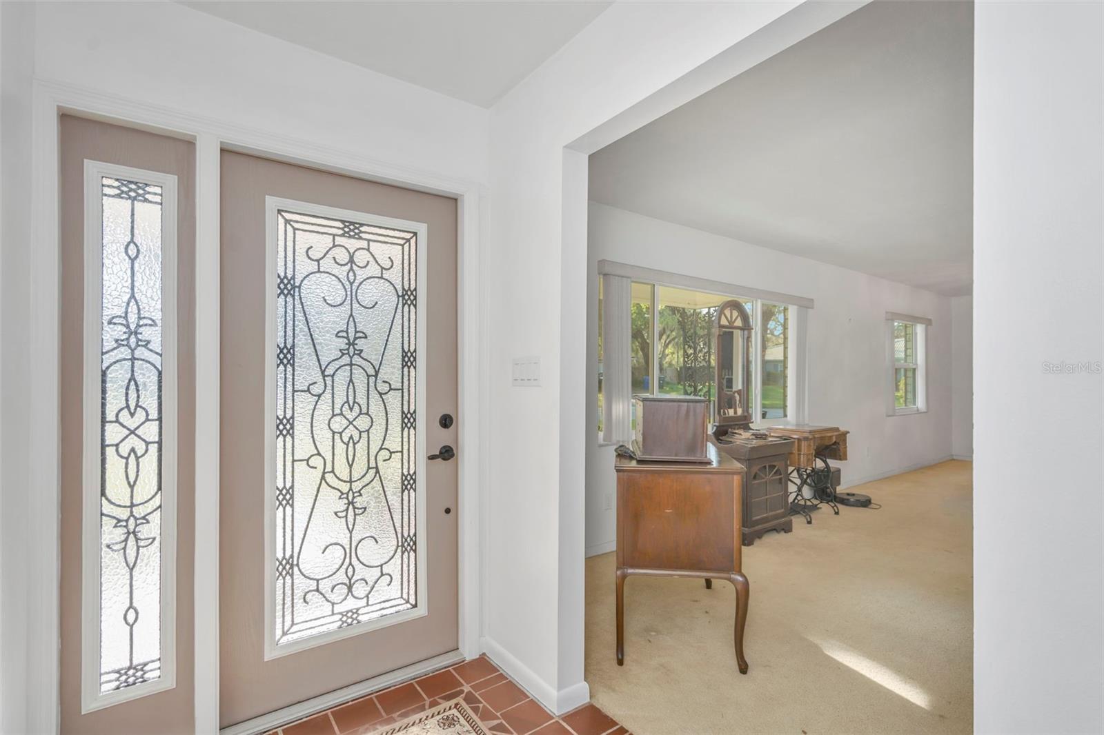 Image 7 of 41 For 808 Coulter Pl