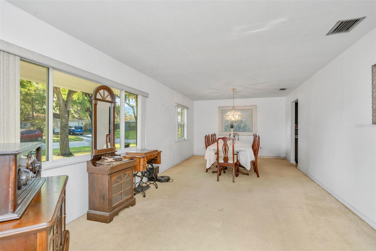 Image 8 of 41 For 808 Coulter Pl