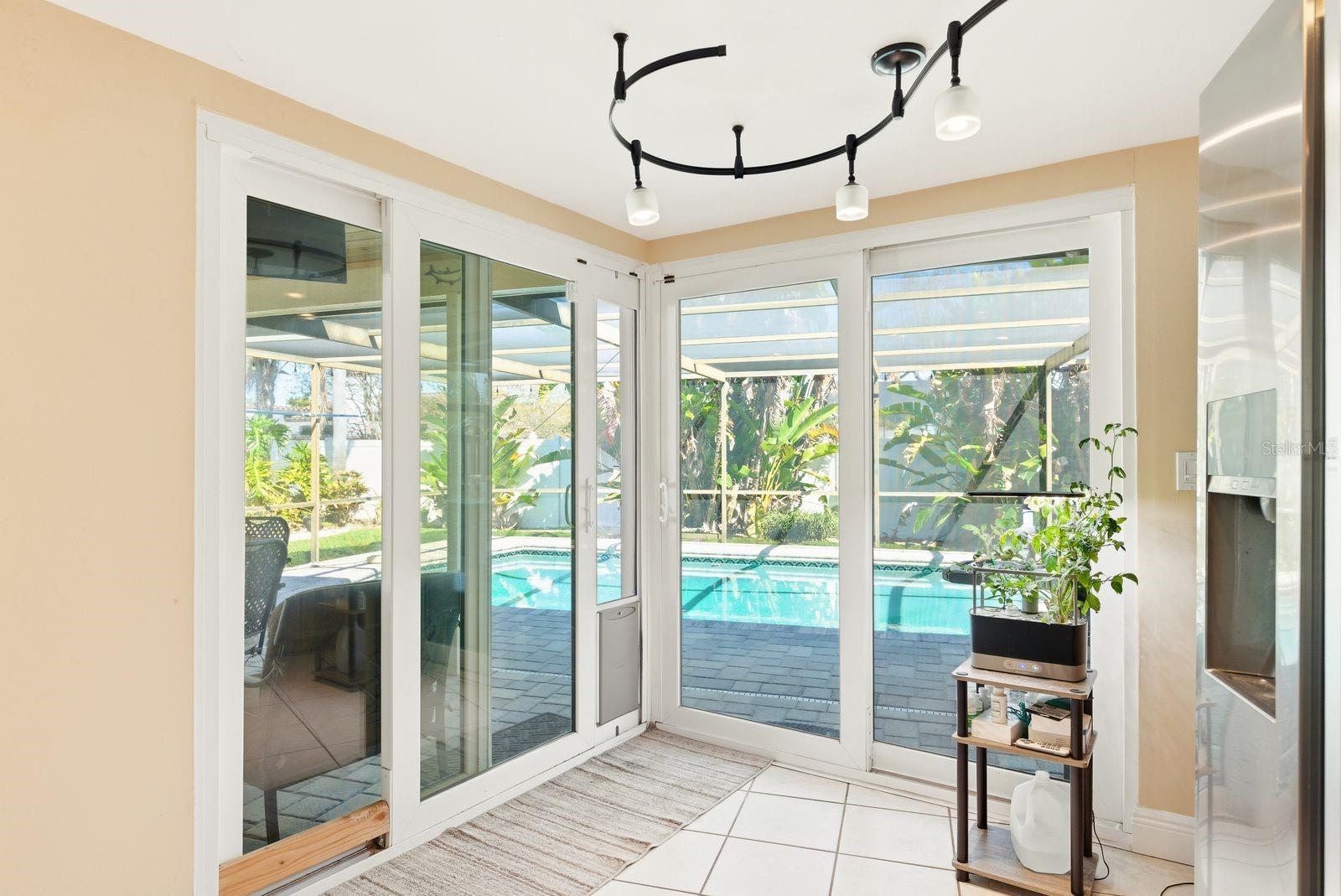 Image 7 of 41 For 1680 Cinnamon Lane