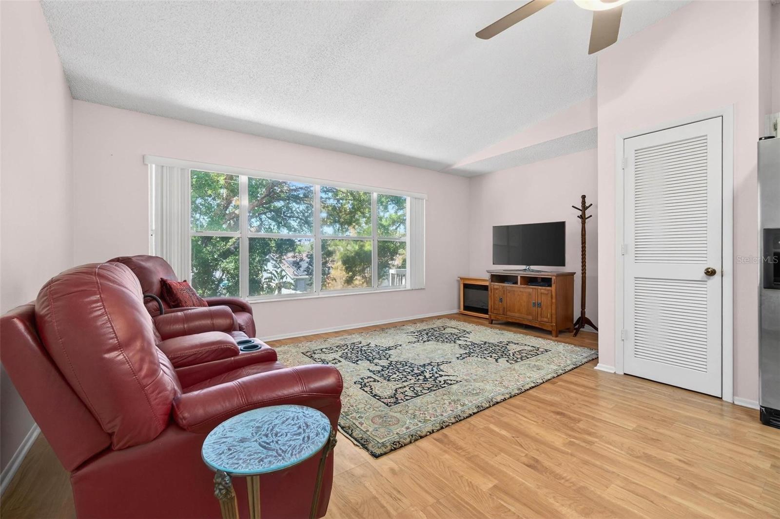 Image 10 of 67 For 2220 Swedish Drive 36