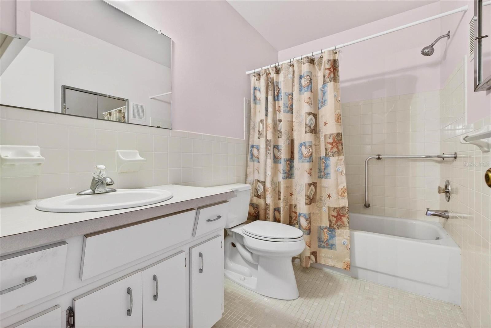 Image 18 of 67 For 2220 Swedish Drive 36