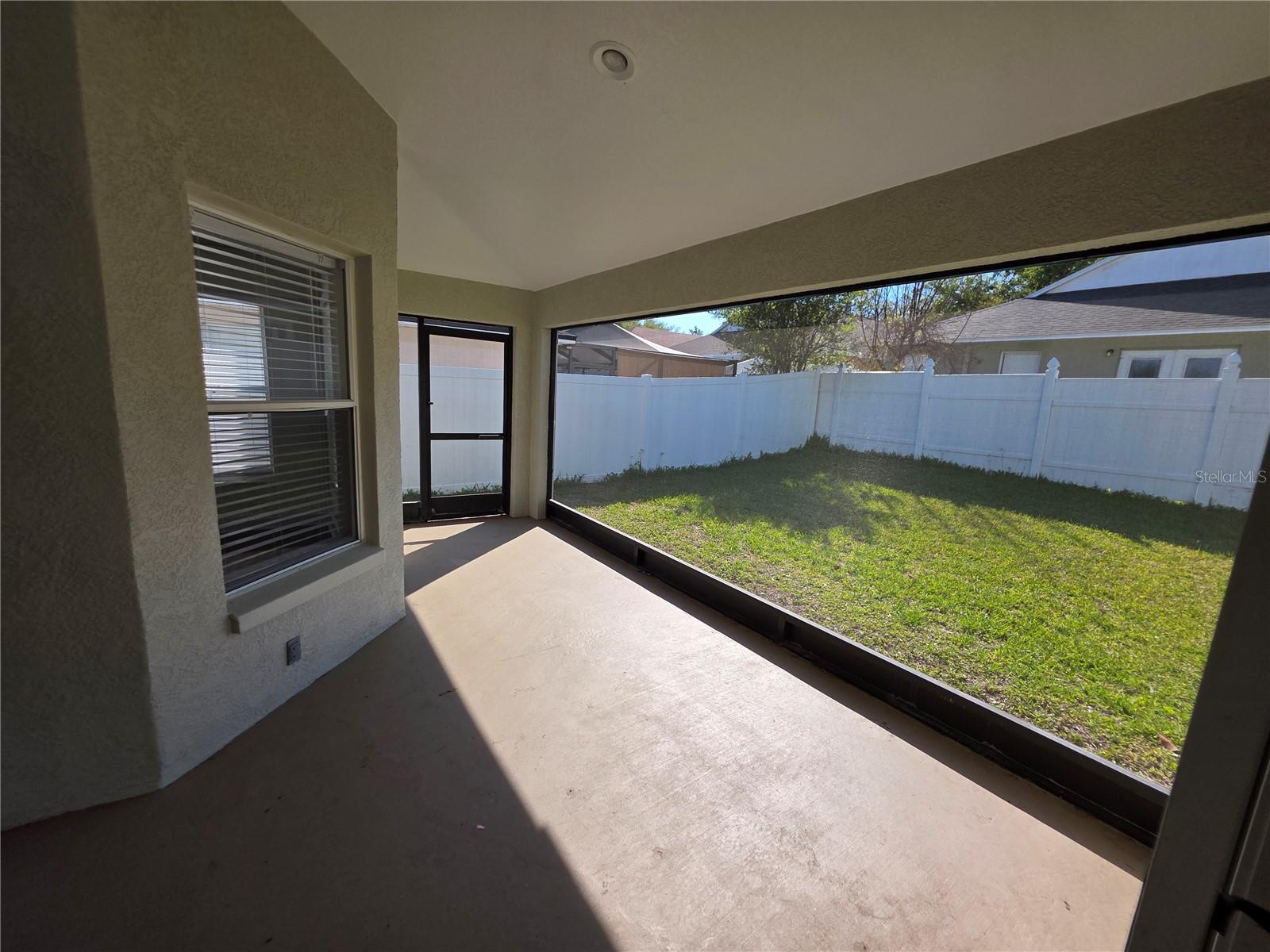 Image 7 of 26 For 730 Straw Lake Drive