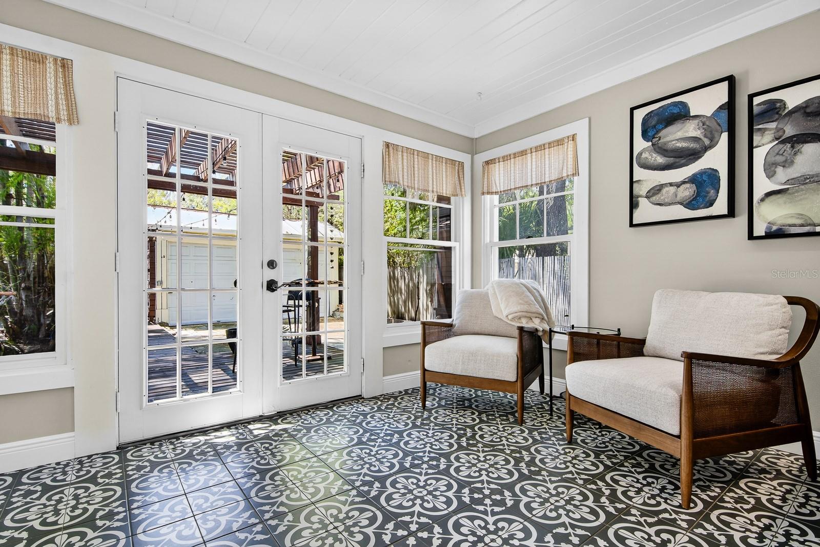 Image 18 of 53 For 2303 Ardson Place