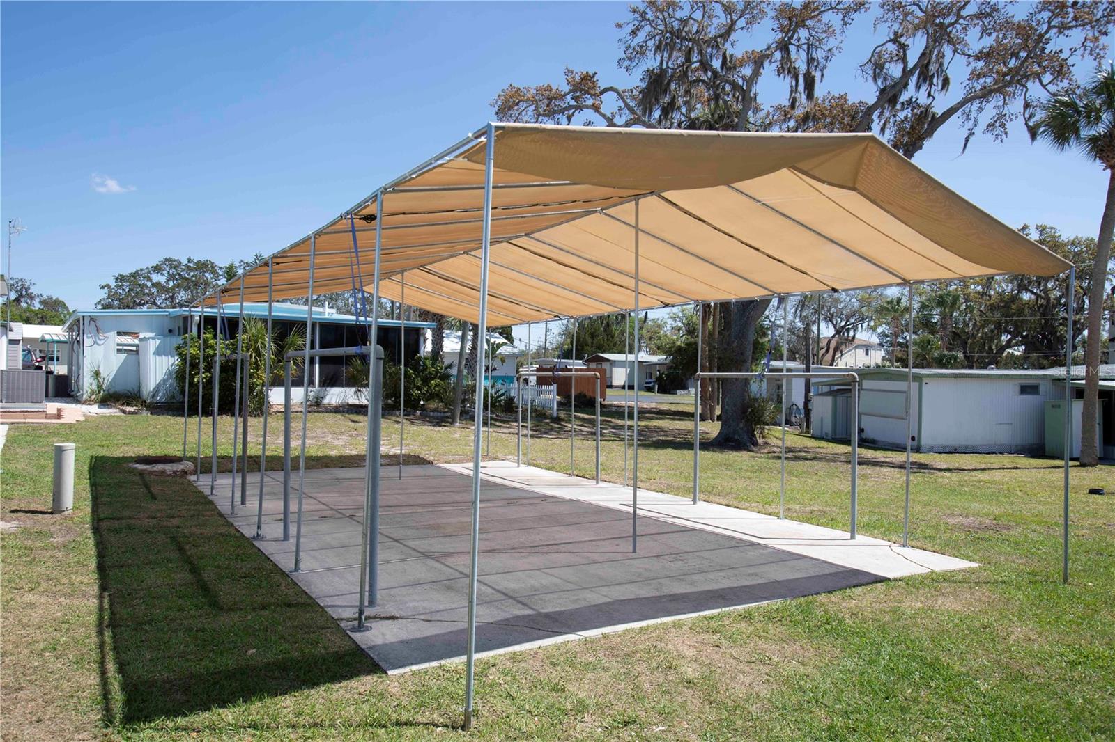 Image 18 of 44 For 5642 Oak Ridge Avenue