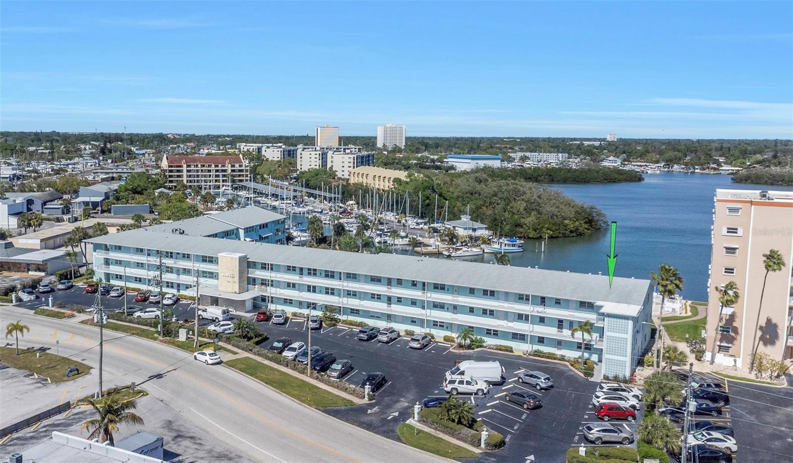 Image 43 of 69 For 1819 Shore Drive S 318