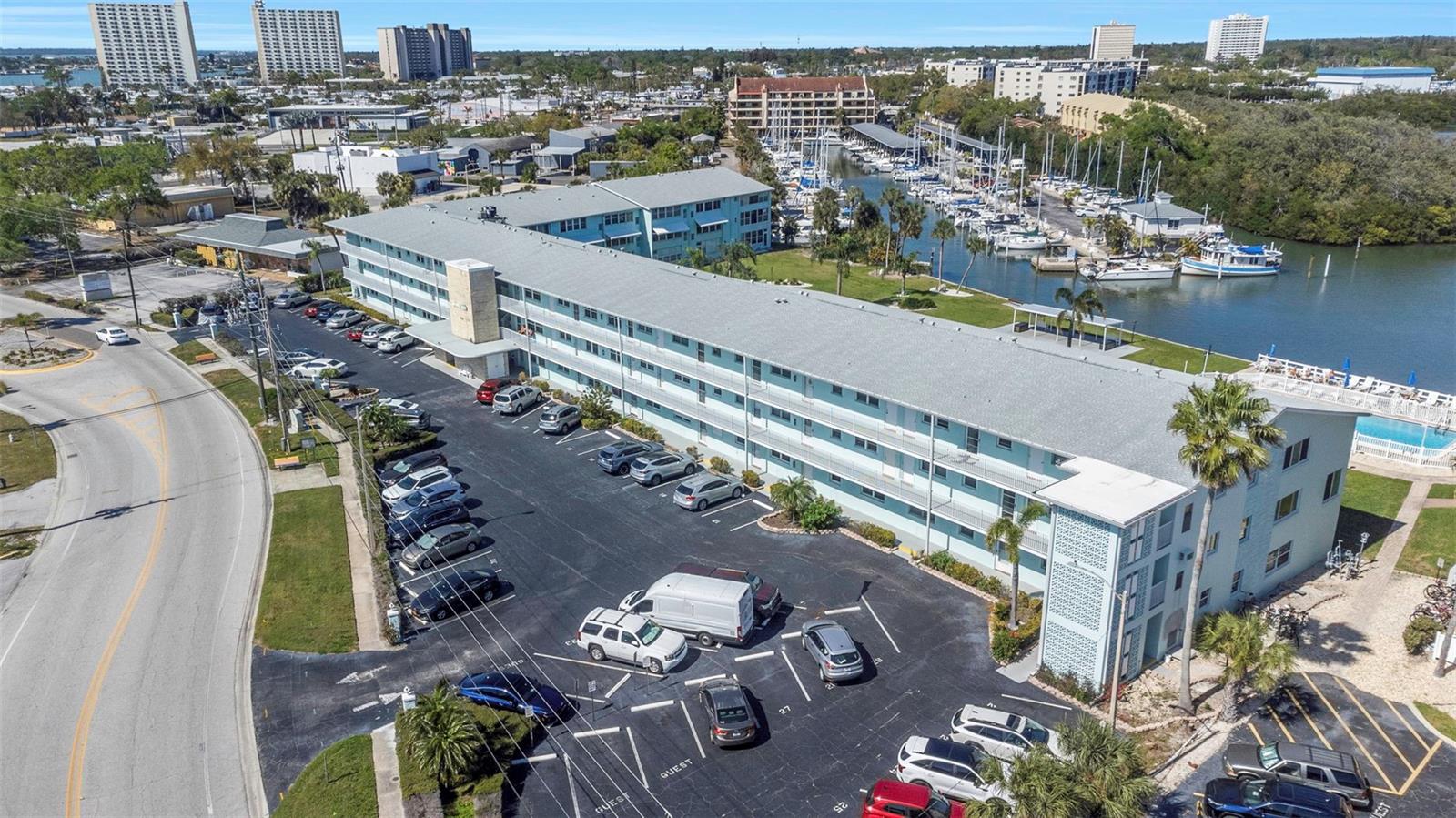 Image 44 of 69 For 1819 Shore Drive S 318