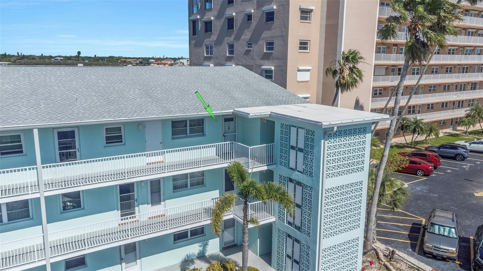 Image 46 of 69 For 1819 Shore Drive S 318