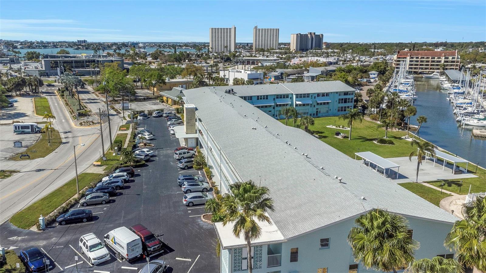 Image 49 of 69 For 1819 Shore Drive S 318