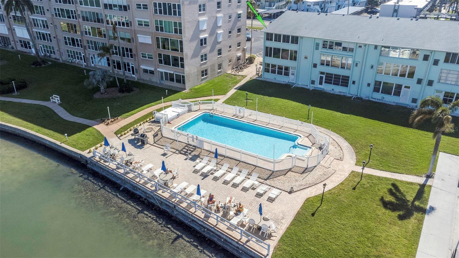 Image 54 of 69 For 1819 Shore Drive S 318