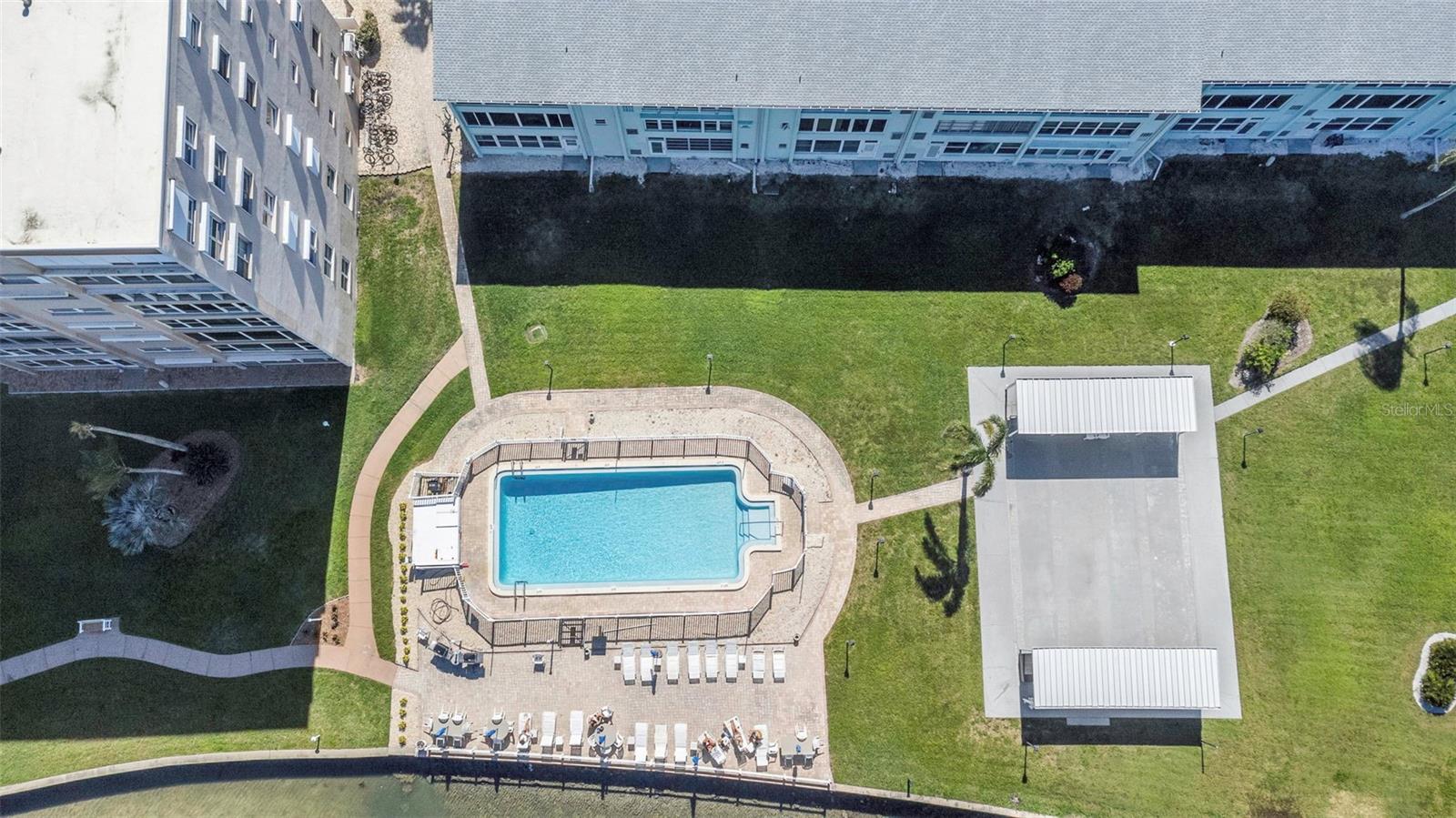 Image 57 of 69 For 1819 Shore Drive S 318