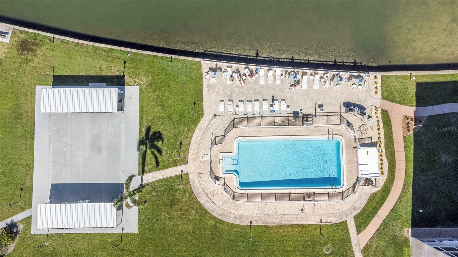 Image 59 of 69 For 1819 Shore Drive S 318