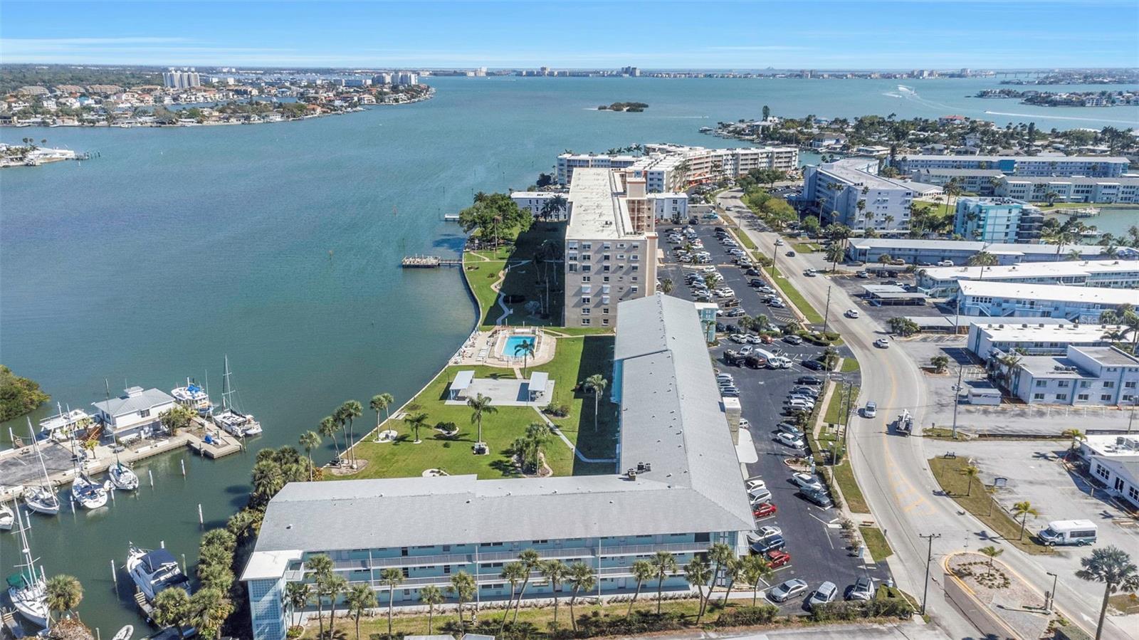 Image 63 of 69 For 1819 Shore Drive S 318