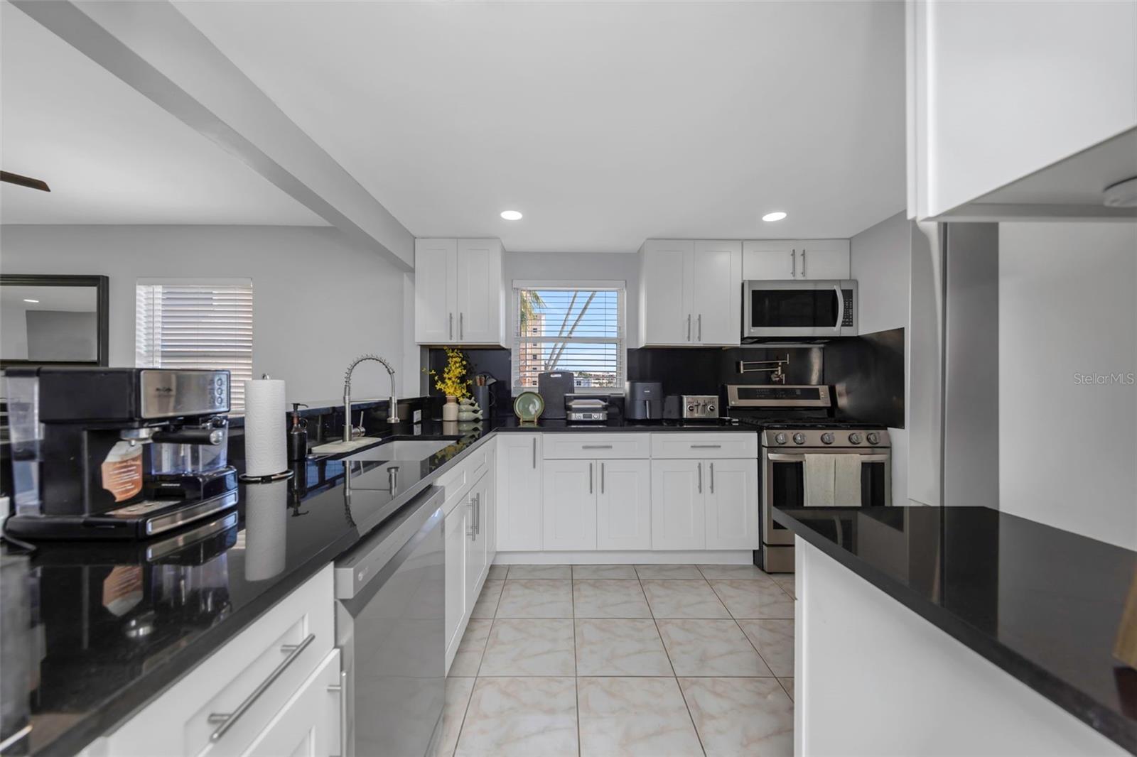 Image 8 of 69 For 1819 Shore Drive S 318