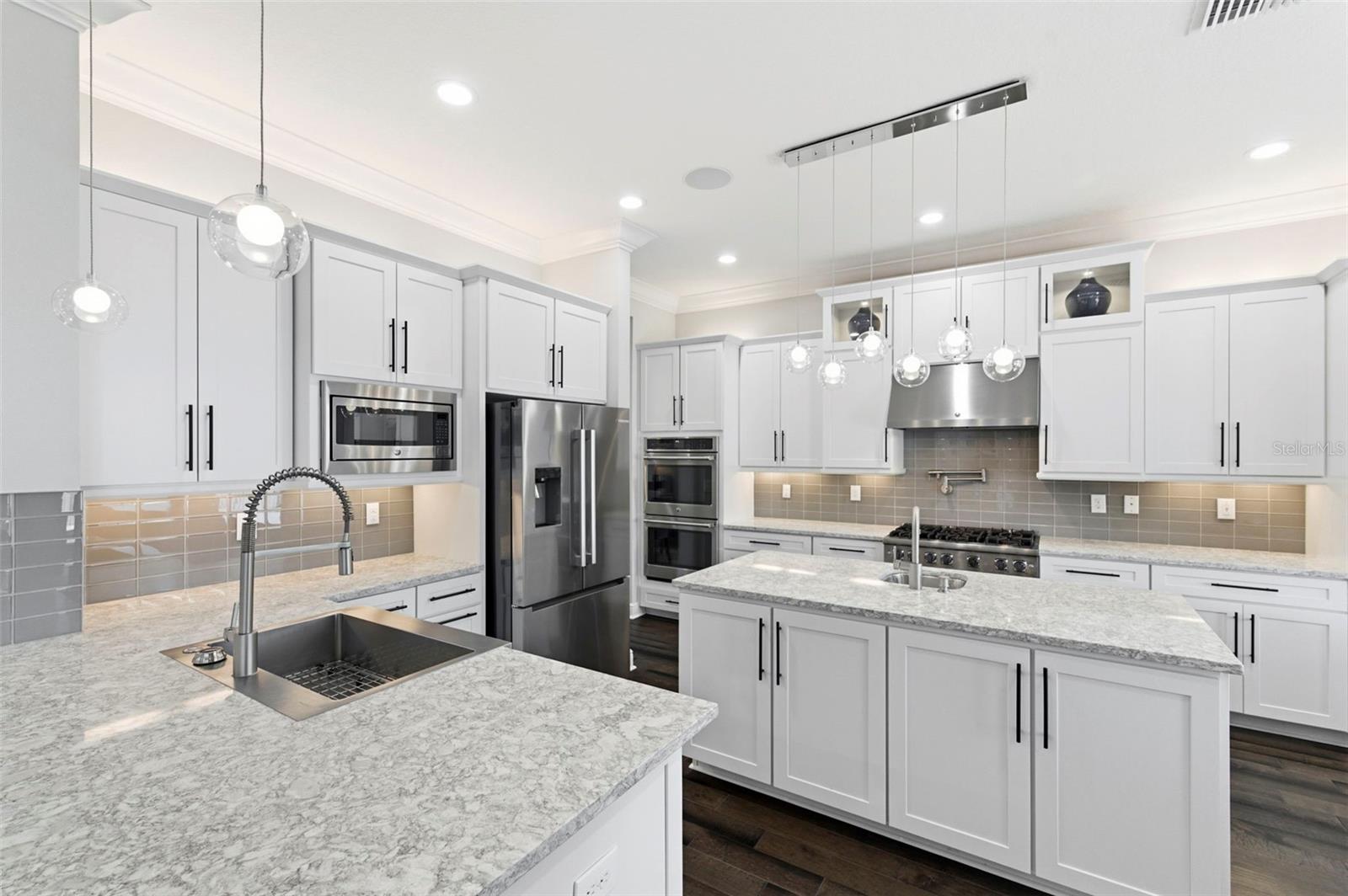 Image 12 of 87 For 2552 Oakwood Preserve Drive