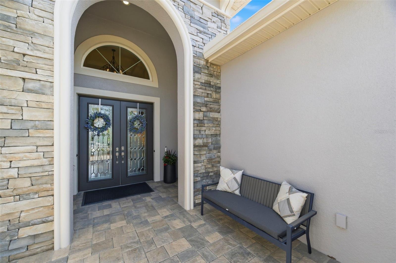 Image 5 of 87 For 2552 Oakwood Preserve Drive