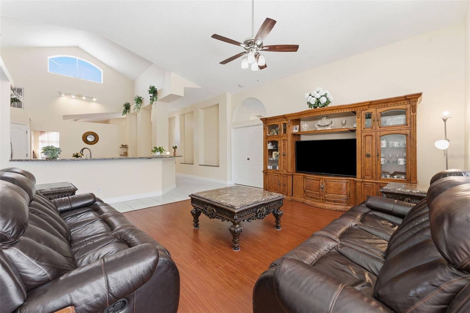 Image 12 of 47 For 18125 Sweet Jasmine Drive