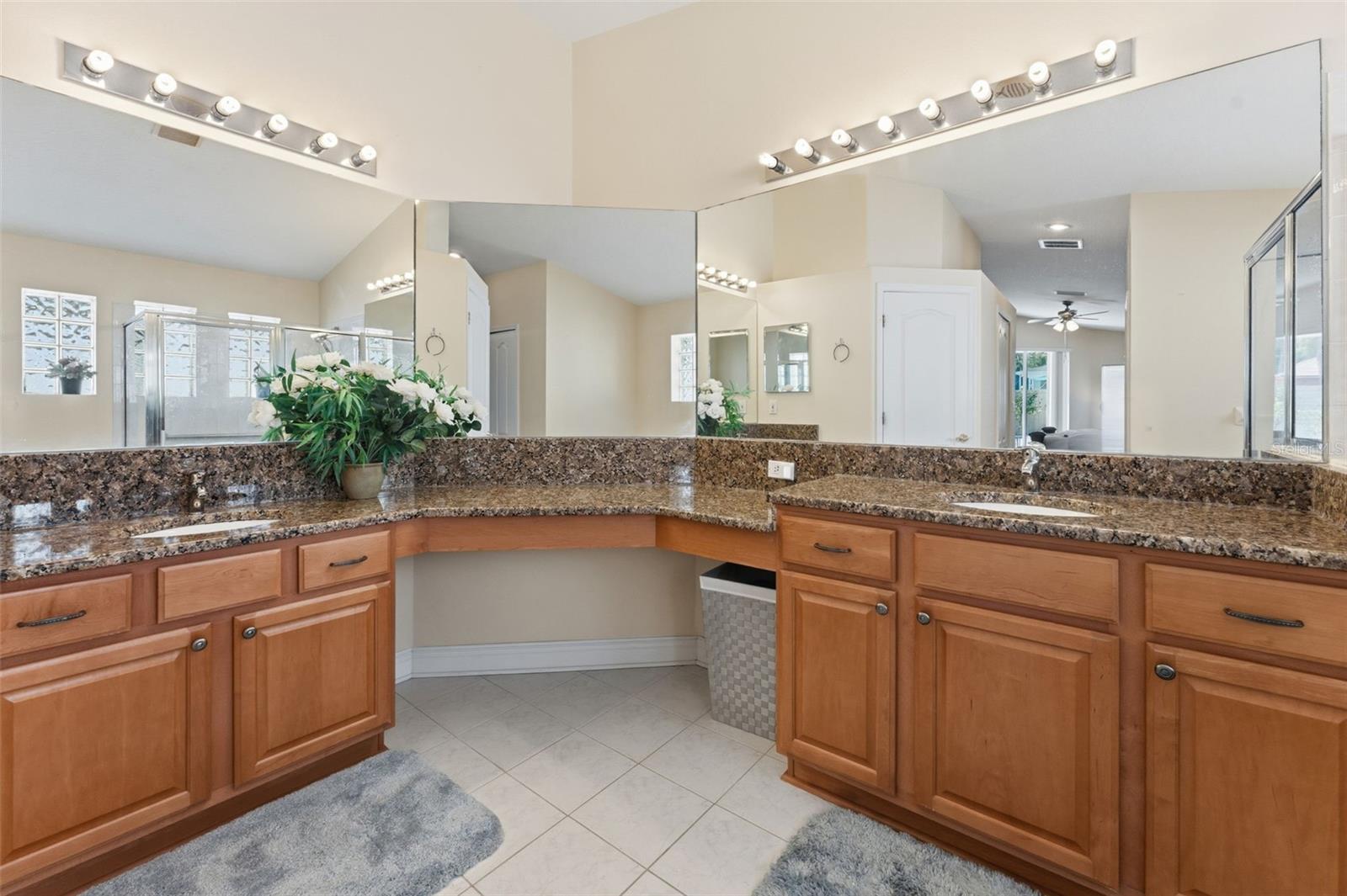 Image 22 of 47 For 18125 Sweet Jasmine Drive