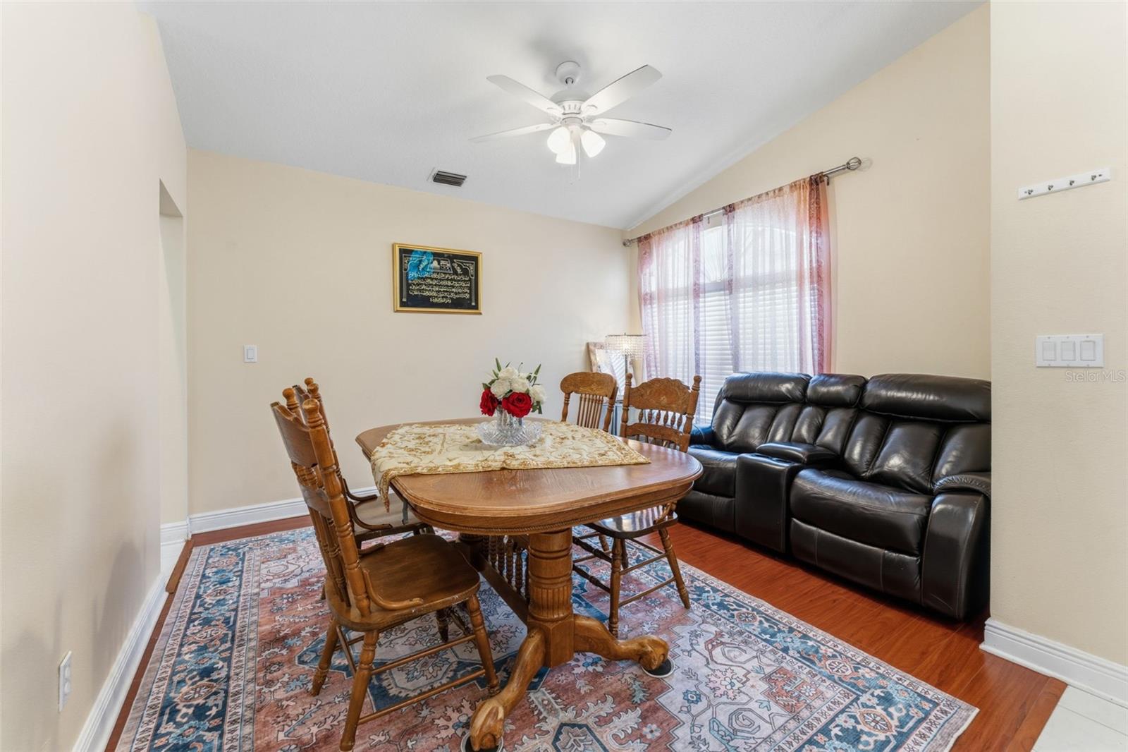 Image 7 of 47 For 18125 Sweet Jasmine Drive