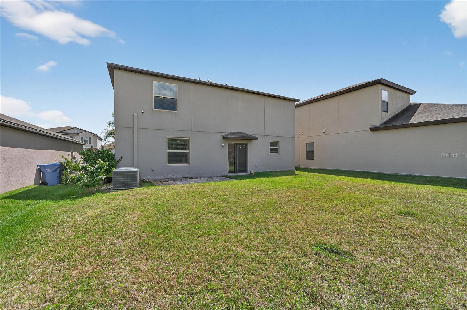 Listing photo id 9 for 13209 Wildflower Meadow Drive