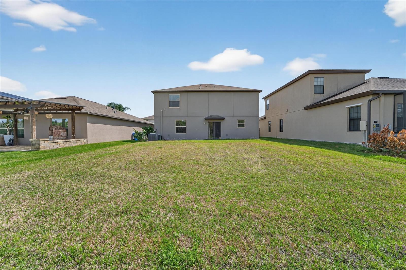 Listing photo id 12 for 13209 Wildflower Meadow Drive