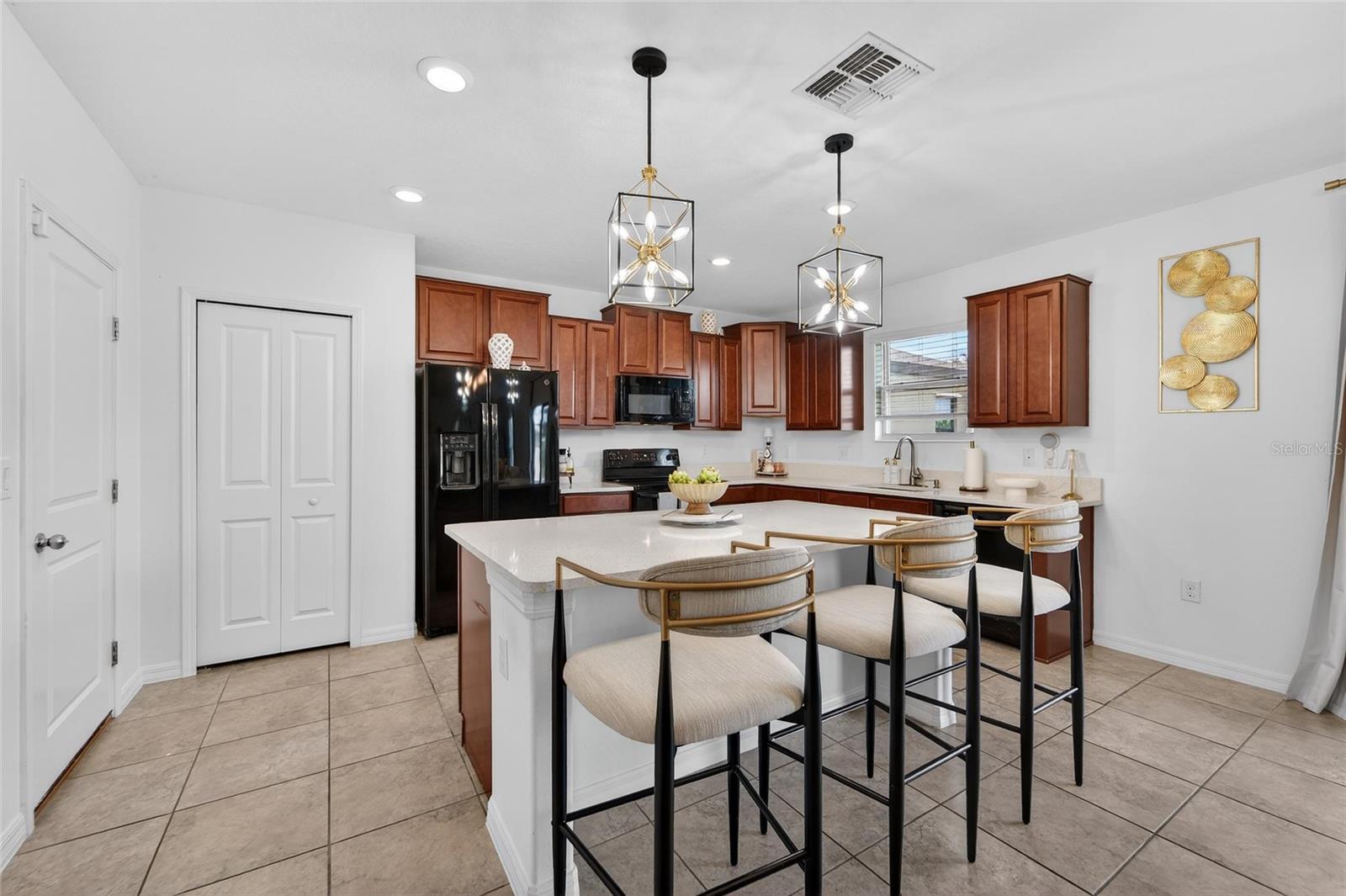 Listing photo id 31 for 13209 Wildflower Meadow Drive