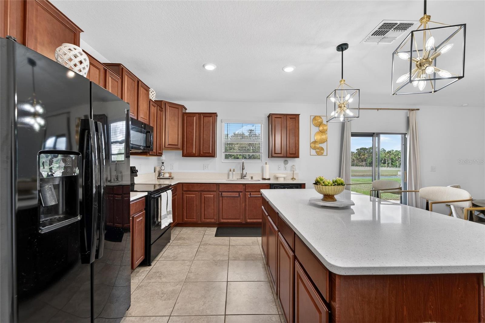 Listing photo id 32 for 13209 Wildflower Meadow Drive