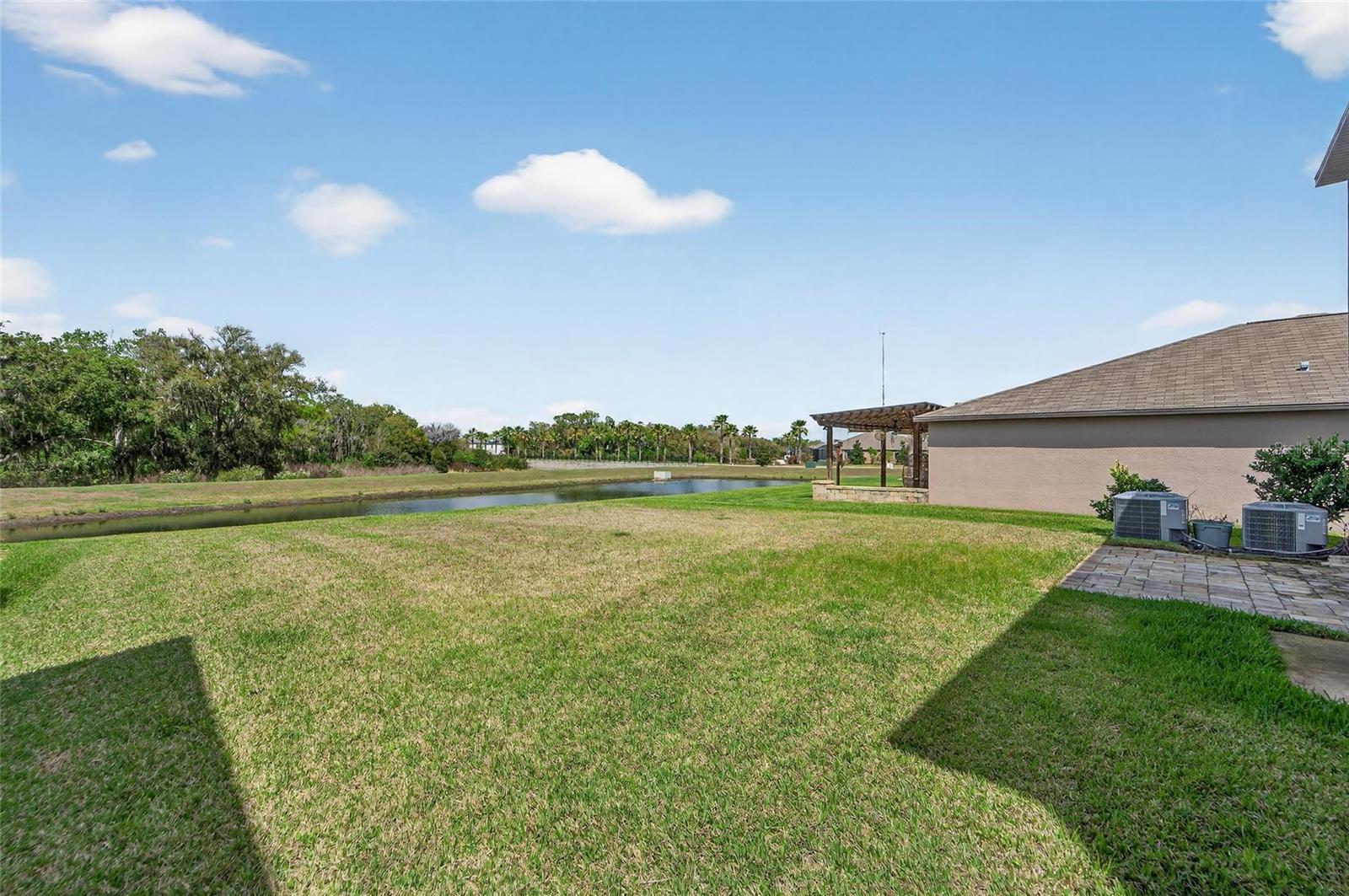 Listing photo id 7 for 13209 Wildflower Meadow Drive