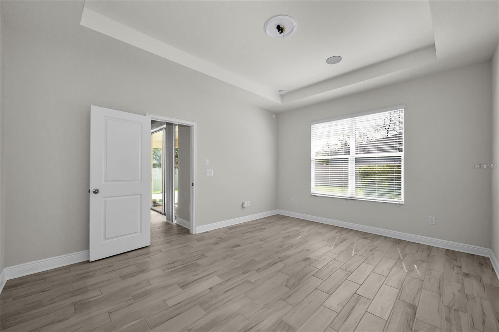 Image 20 of 63 For 21654 Billowy Jaunt Drive