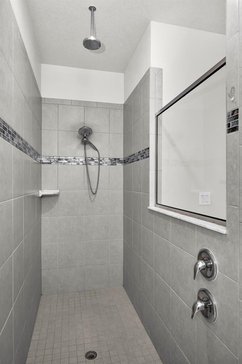 Image 23 of 63 For 21654 Billowy Jaunt Drive