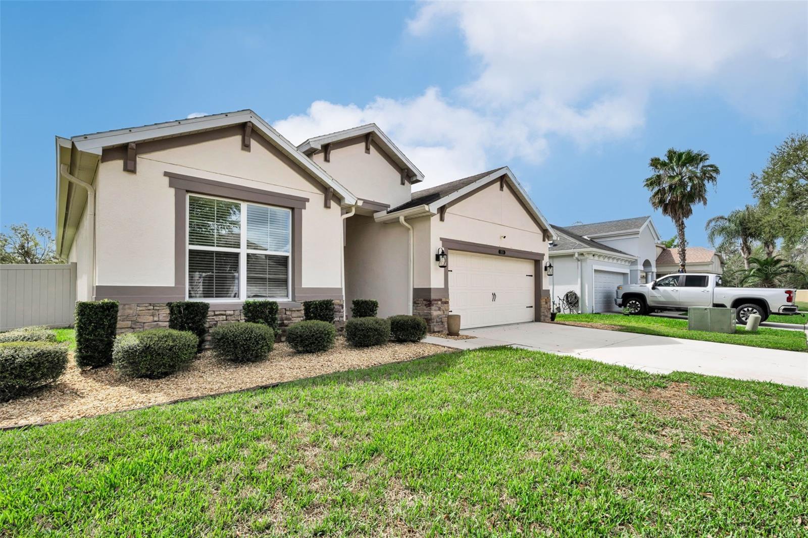 Image 42 of 63 For 21654 Billowy Jaunt Drive