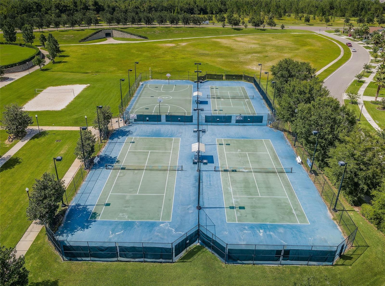 Image 47 of 63 For 21654 Billowy Jaunt Drive