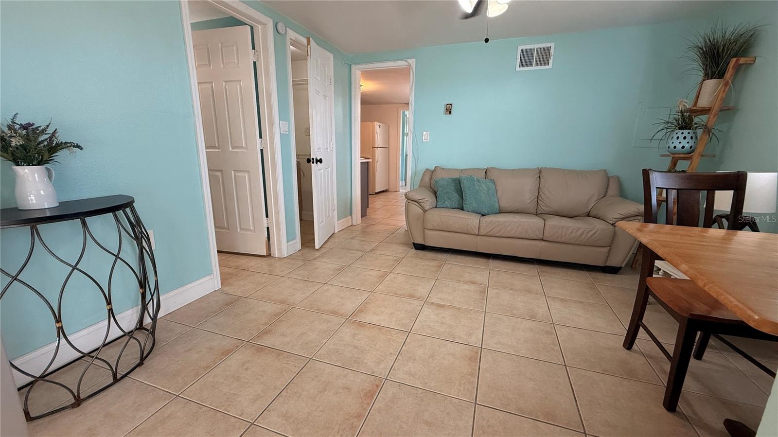 Image 29 of 45 For 12611 1st Isle