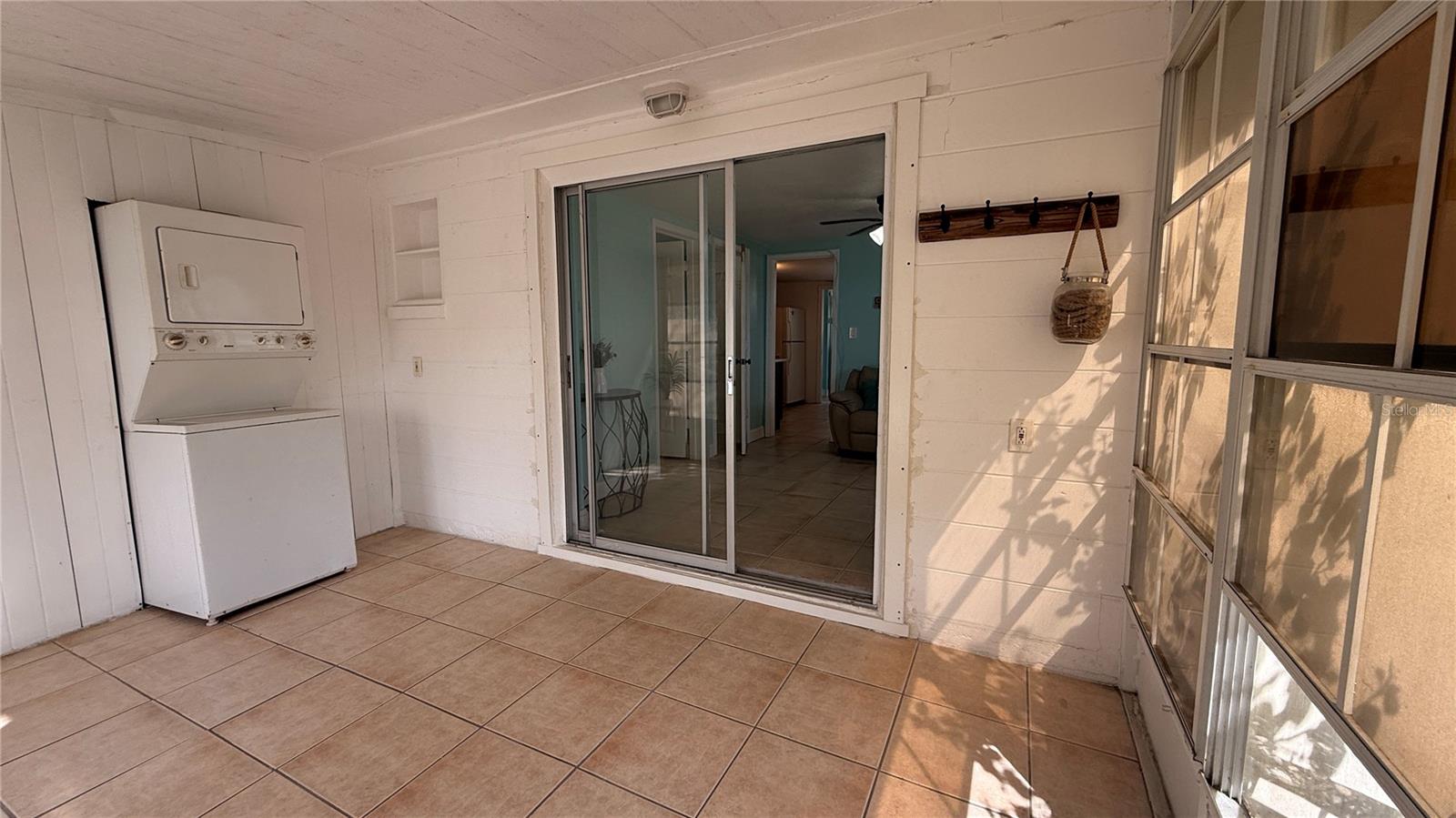 Image 33 of 45 For 12611 1st Isle