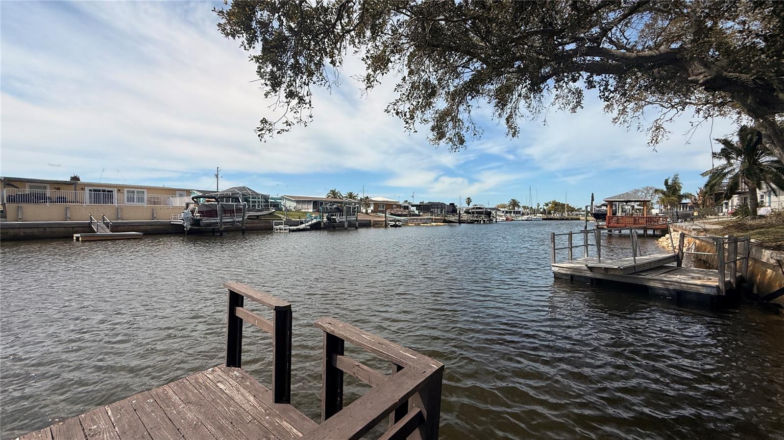 Image 41 of 45 For 12611 1st Isle