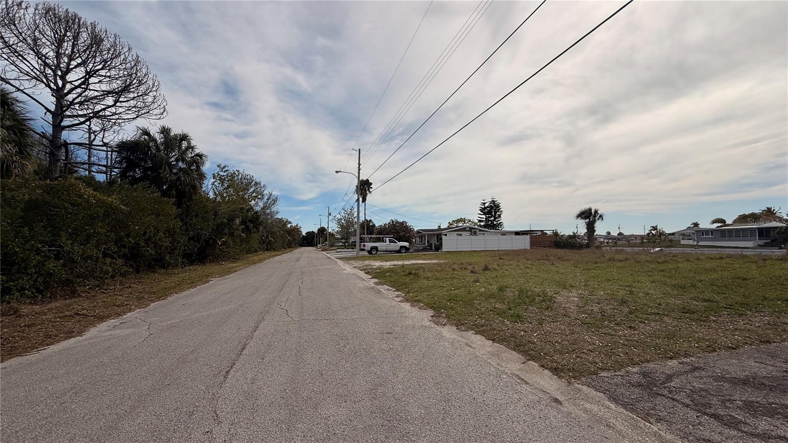 Image 45 of 45 For 12611 1st Isle